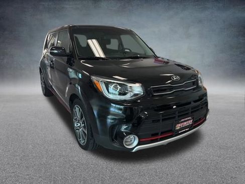 Used 2018 Kia Soul ! w/ Tech Package FWD image 5