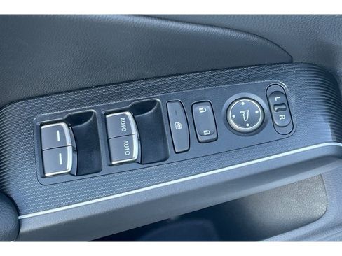 Certified 2025 Honda Civic Sport Touring image 12