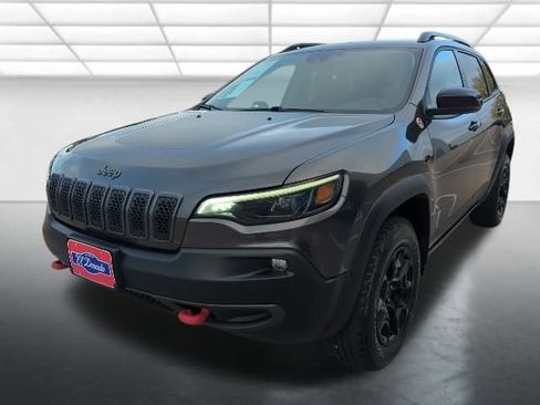 Used 2022 Jeep Cherokee Trailhawk w/ Trailer Tow Group image 25