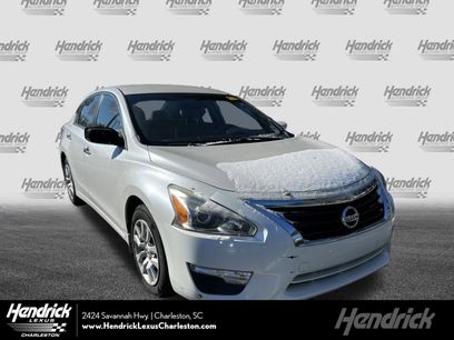 Used 2014 Nissan Altima 2.5 S w/ Display Audio Package