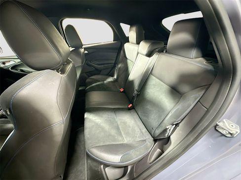 Used 2016 Ford Focus RS image 26