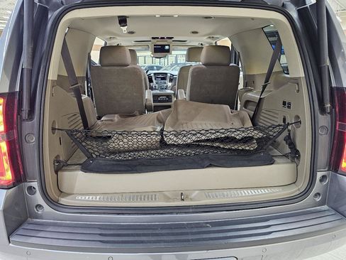 Used 2020 Chevrolet Tahoe LT RWD image 13