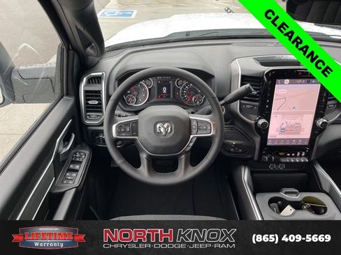 New 2026 RAM 2500 Big Horn AWD/4WD image 12