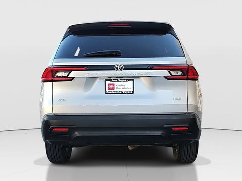 Certified 2025 Toyota Grand Highlander AWD image 6