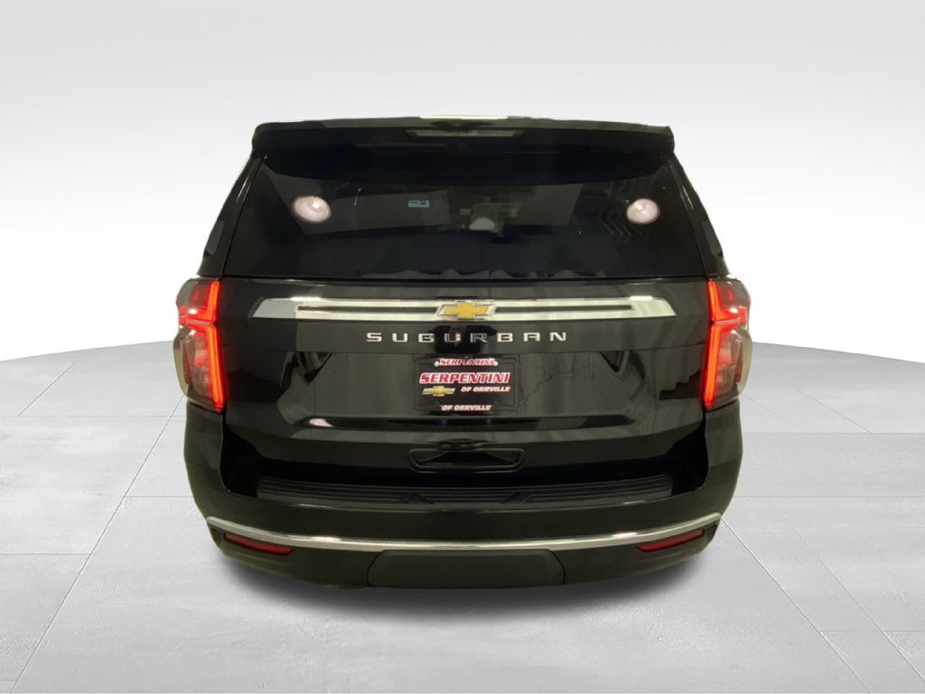Used 2024 Chevrolet Suburban LS AWD/4WD image 8
