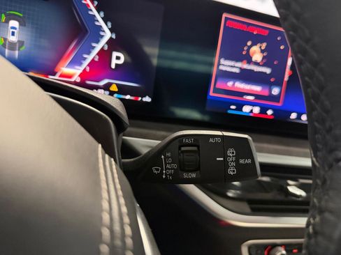 Used 2024 BMW X5 xDrive40i w/ Premium Package image 36