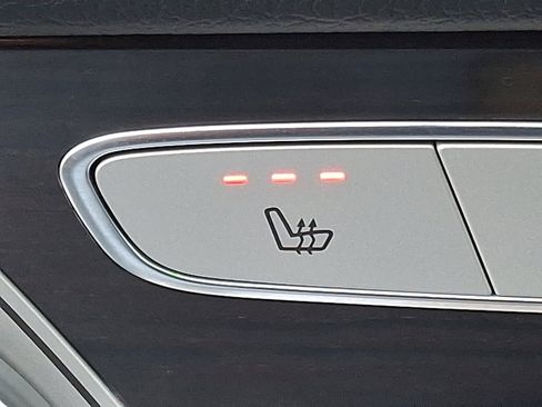 Certified 2022 Mercedes-Benz GLC 300 GLC 300 image 26