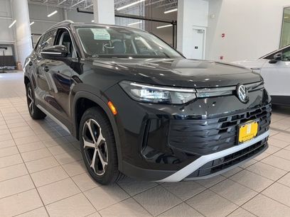 New 2025 Volkswagen Tiguan SE