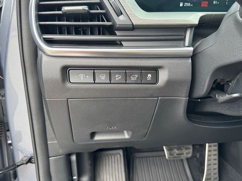 Used 2024 Kia Telluride SX X-Line image 18