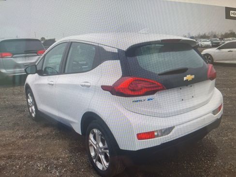 Used 2018 Chevrolet Bolt LT image 4