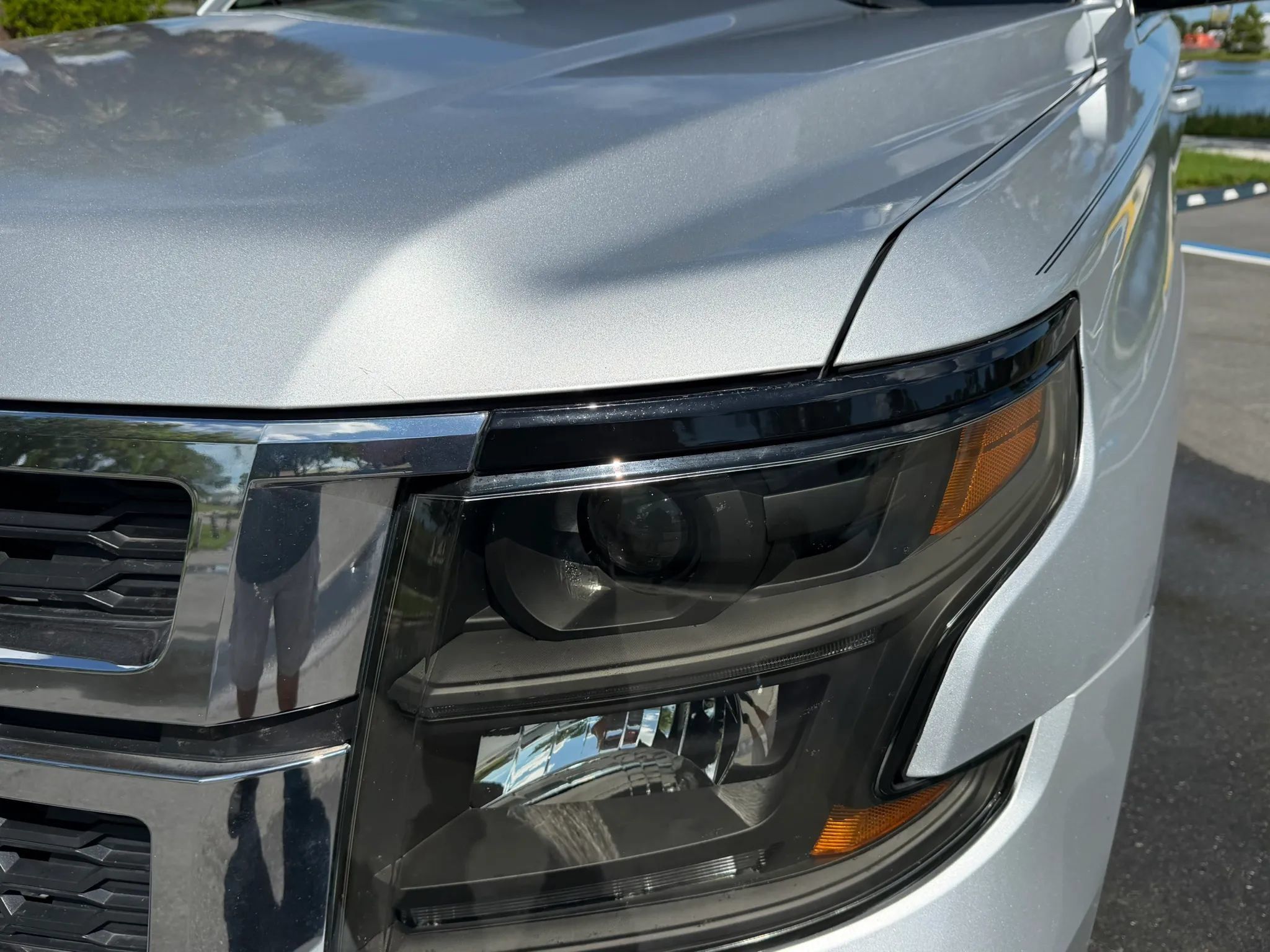Used 2017 Chevrolet Suburban LT AWD/4WD image 7