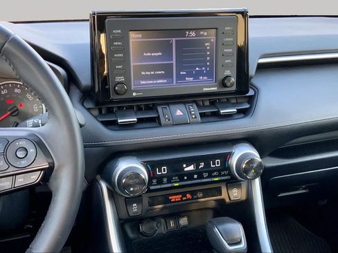 Used 2022 Toyota RAV4 XLE Premium FWD image 7