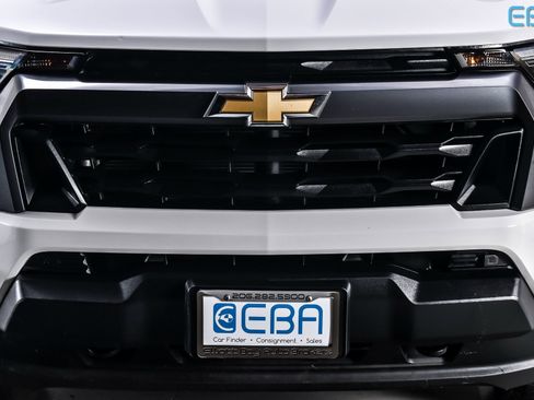 Used 2023 Chevrolet Colorado LT w/ LT Convenience Package III image 10