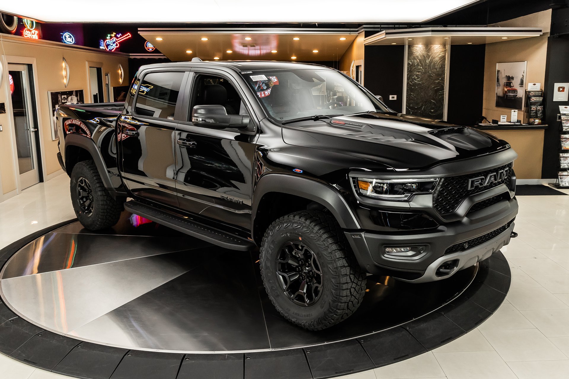 Used 2024 RAM 1500 TRX w/ TRX Level 2 Equipment Group AWD/4WD image 10
