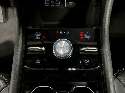 Used 2021 Jeep Grand Cherokee L Overland AWD/4WD image 39