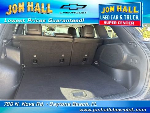 Used 2022 Jeep Cherokee Limited image 13