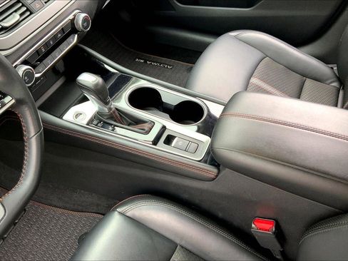 Used 2024 Nissan Altima 2.5 SR AWD/4WD image 16