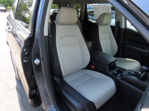 Certified 2024 Honda CR-V EX image 16