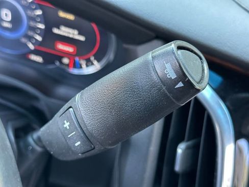 Used 2019 Cadillac Escalade 2WD image 22