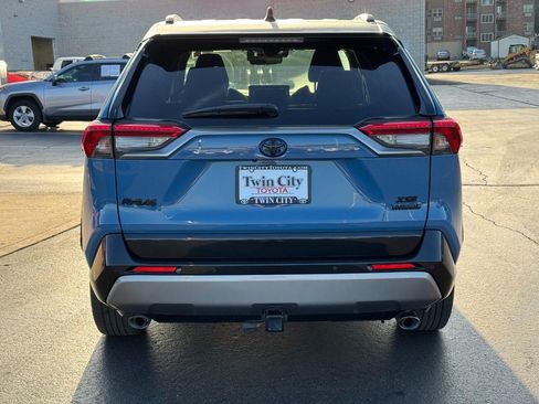 Used 2024 Toyota RAV4 XSE w/ Advanced Technology Package AWD/4WD image 4
