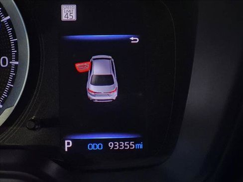 Used 2021 Toyota Corolla LE FWD image 15