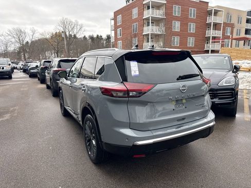 New 2026 Nissan Rogue Platinum w/ Tech Package image 3