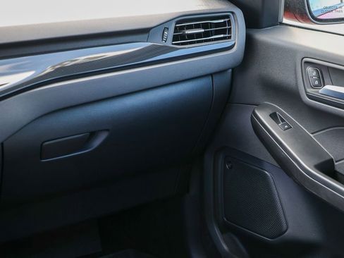 Certified 2025 Ford Escape ST-Line Elite w/ Premium Technology Package AWD/4WD image 15