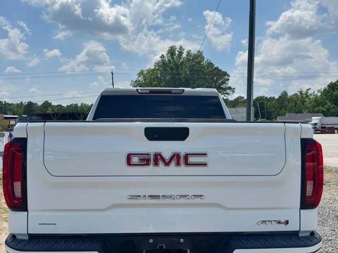 Used 2020 GMC Sierra 1500 AT4 w/ AT4 Premium Package AWD/4WD image 8