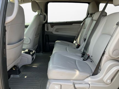 Used 2019 Honda Odyssey EX-L image 16