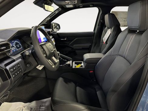 New 2025 Toyota 4Runner Limited image 9