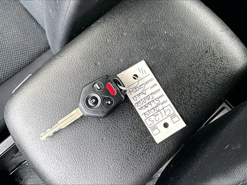 Used 2014 Subaru Impreza 2.0i AWD/4WD image 30