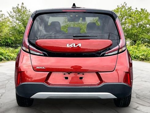 Certified 2023 Kia Soul LX w/ Option Group 015 image 4
