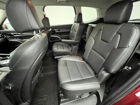Used 2024 Kia Telluride S AWD/4WD image 39