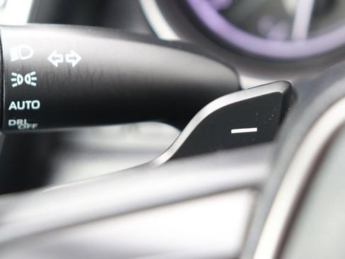 Used 2023 Toyota Camry SE image 21