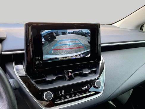 Used 2026 Toyota Corolla LE FWD image 29