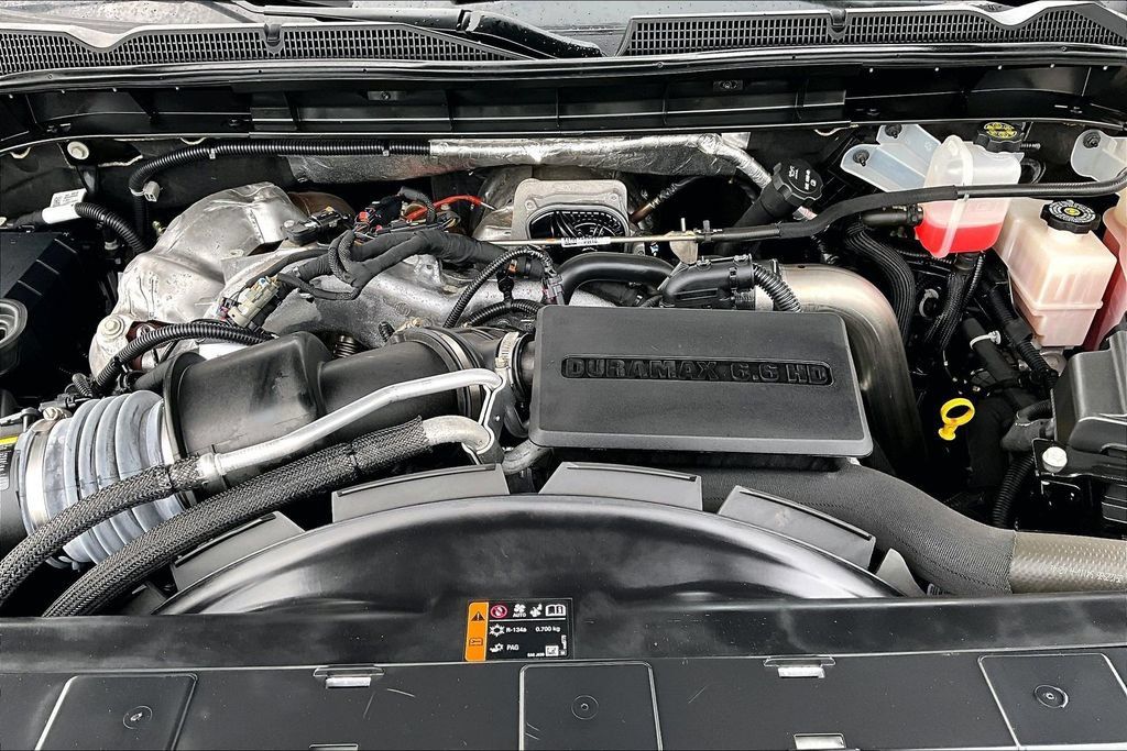 Used 2024 GMC Sierra 3500 Denali Ultimate AWD/4WD image 33