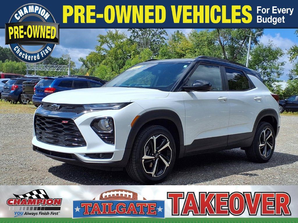 Used 2023 Chevrolet TrailBlazer RS AWD/4WD image 1