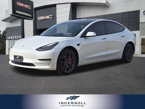 Used 2021 Tesla Model 3 Standard Range Plus image 4