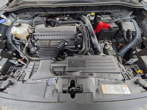 Used 2025 Ford Escape Platinum AWD/4WD image 23