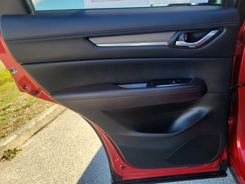 Used 2020 MAZDA CX-5 Signature image 17