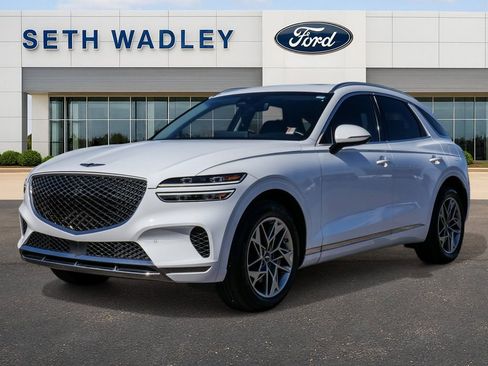 Used 2024 Genesis GV70 2.5T w/ Advanced Package image 3