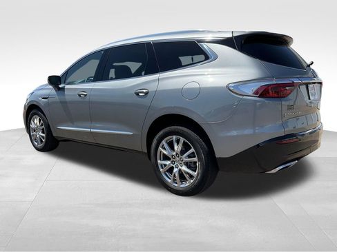 Used 2023 Buick Enclave Essence w/ Experience Buick Package AWD/4WD image 30