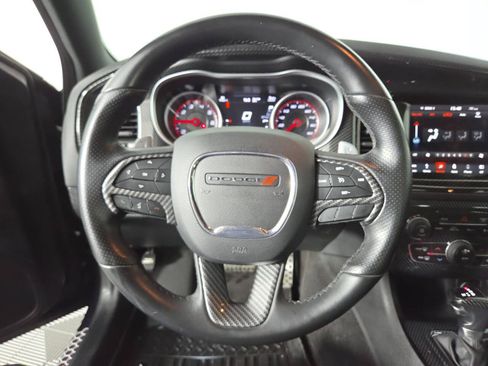 Used 2018 Dodge Charger R/T Scat Pack RWD image 24