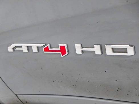 Used 2024 GMC Sierra 2500 AT4 w/ AT4 Premium Plus Package AWD/4WD image 51