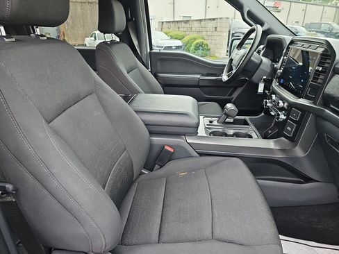 Used 2024 Ford F150 XLT w/ XLT Black Appearance Package RWD image 10