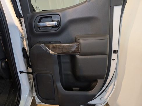 Used 2022 GMC Sierra 1500 Elevation image 26