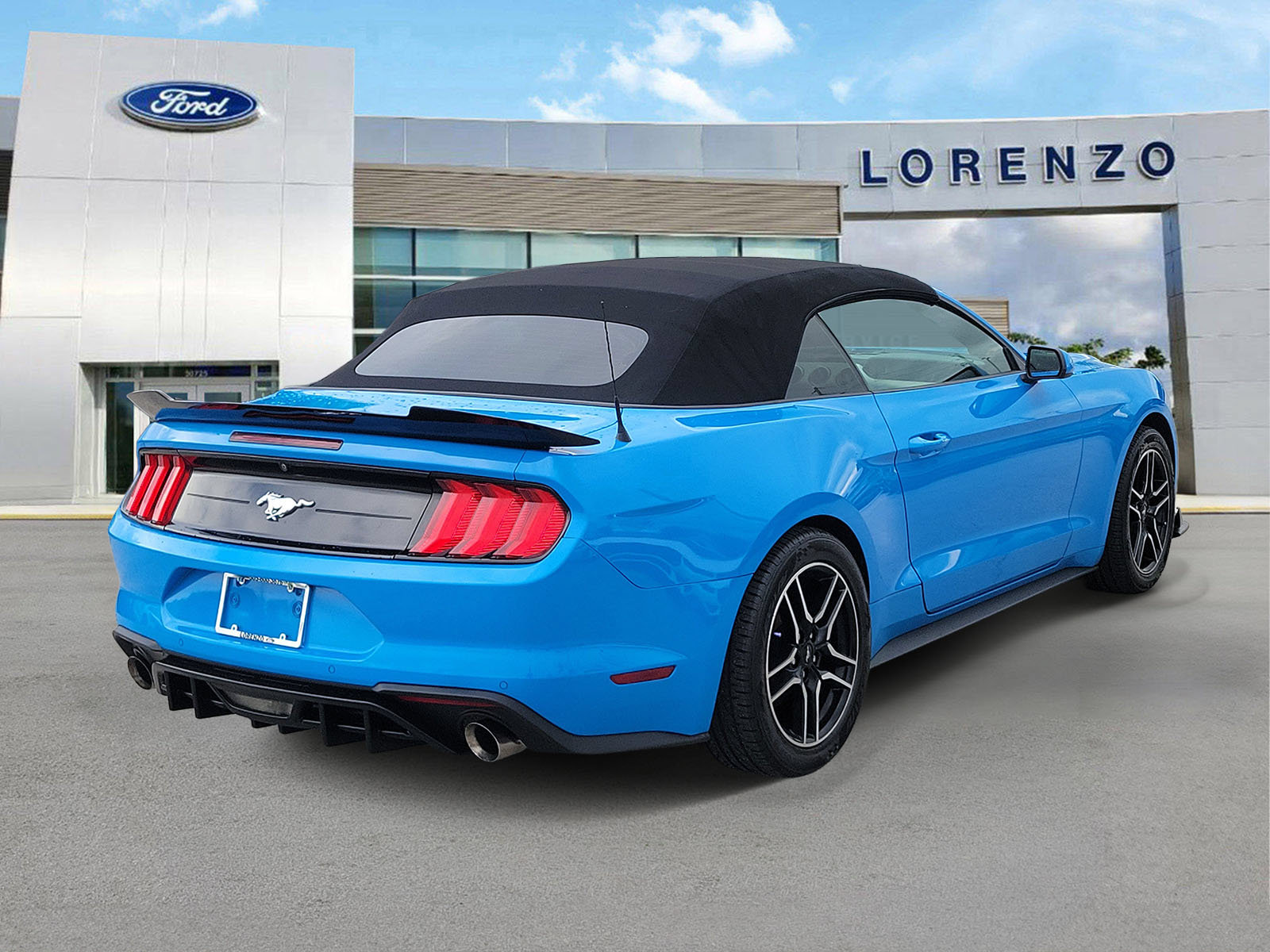 Used 2022 Ford Mustang Premium RWD image 5