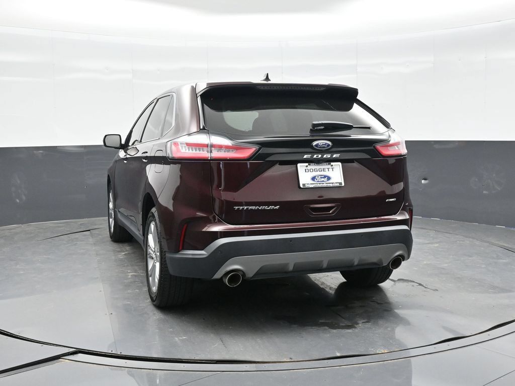 Certified 2023 Ford Edge Titanium AWD/4WD image 4