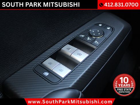 New 2025 Mitsubishi Outlander SEL image 23