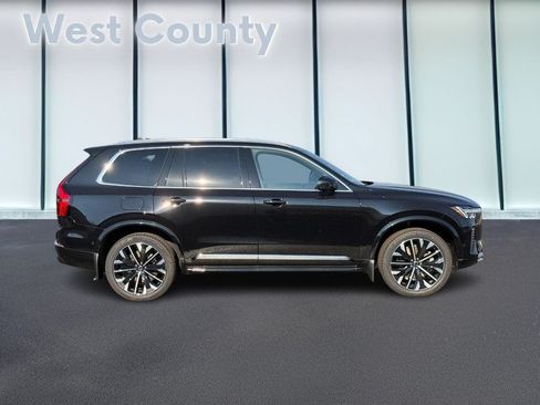 New 2026 Volvo XC90 B6 Plus w/ Protection Package AWD/4WD image 2